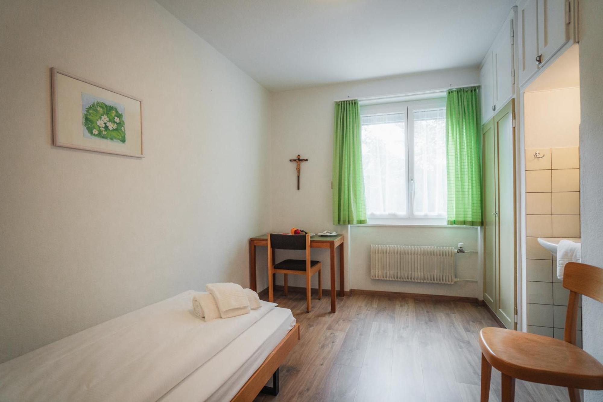 B&B Haus Schoenstatt Contactless- Check-In Brig Zewnętrze zdjęcie